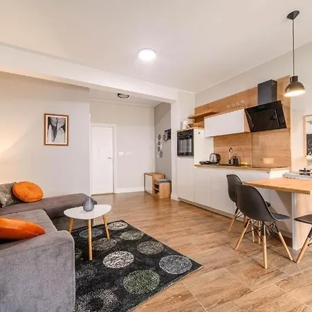 With Parking Space - 23756 Appartamento *