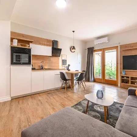 Apartamento With Parking Space - 23756 *