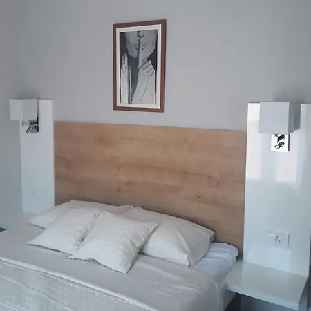 Appartamento With Parking Space - 23756