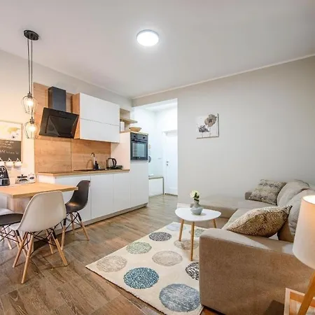 Apartamento With Parking Space - 23756 Šibenik