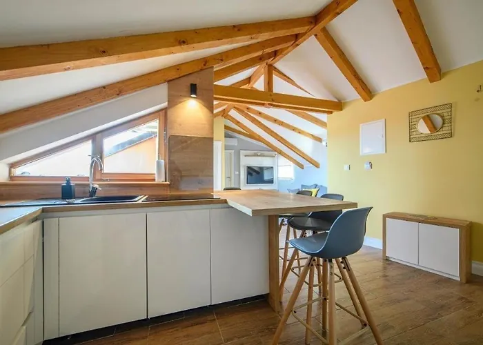 With Parking Space - 23756 아파트 *