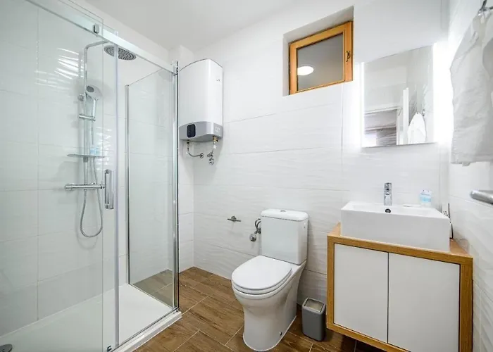 아파트 With Parking Space - 23756