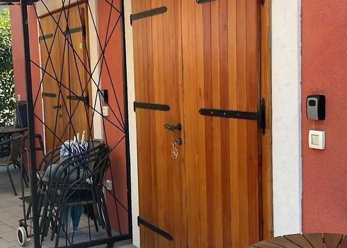 With Parking Space - 23756 Apartman *